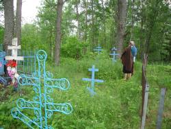 Taken&nbsp; июня 2009 г  кладбище Черная Гора and sourced from 2009 июнь поездка в Великие Луки, Лихолетье, Ловец.