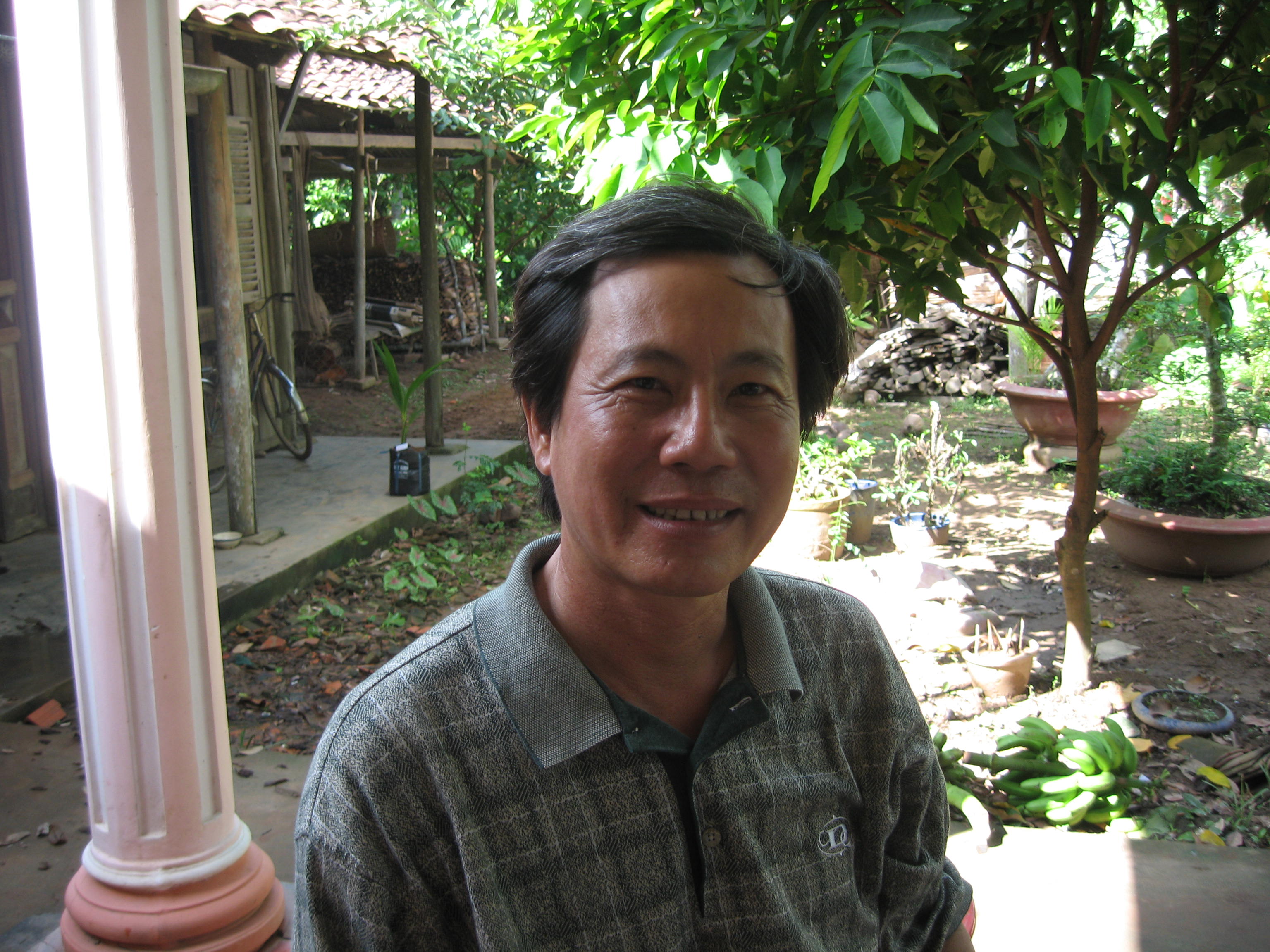 Taken in 2007 in nhà gốc Vỉnh Hòa.