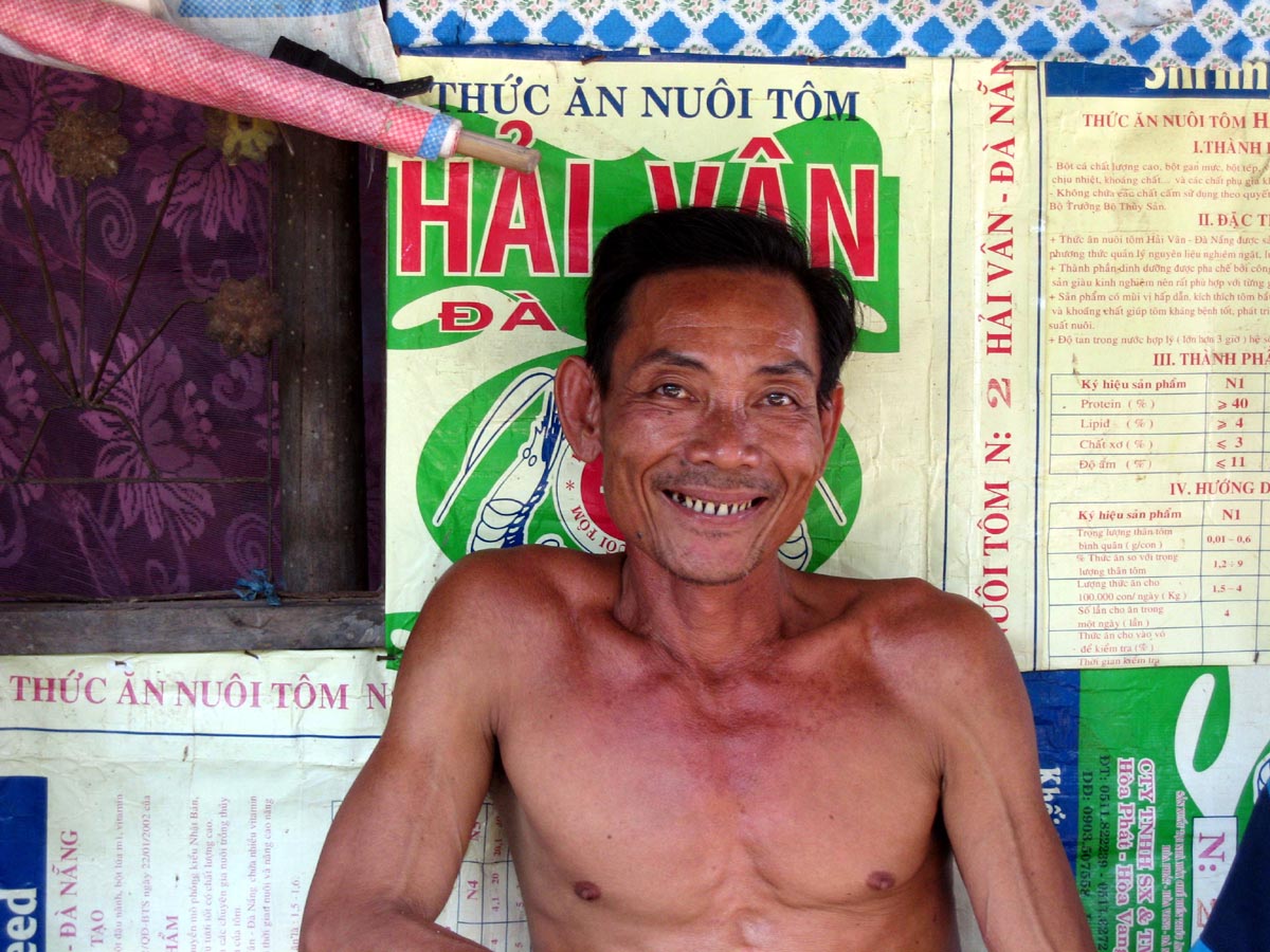 Taken in July 2007 in tại nhà.