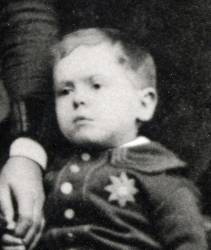  sourced from Margaret Borthwick.