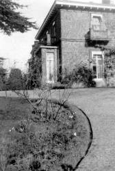  sourced from Iain Tait.