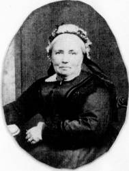  sourced from Elizabeth Richards.