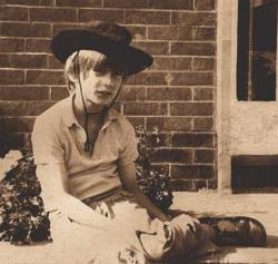  sourced from Sue Beath.