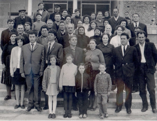 Taken in 1970 in s.Eleshnitsa pred Kulturniq dom.